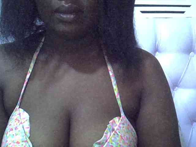 Camilapretty01 Live Webcam on BongaCams