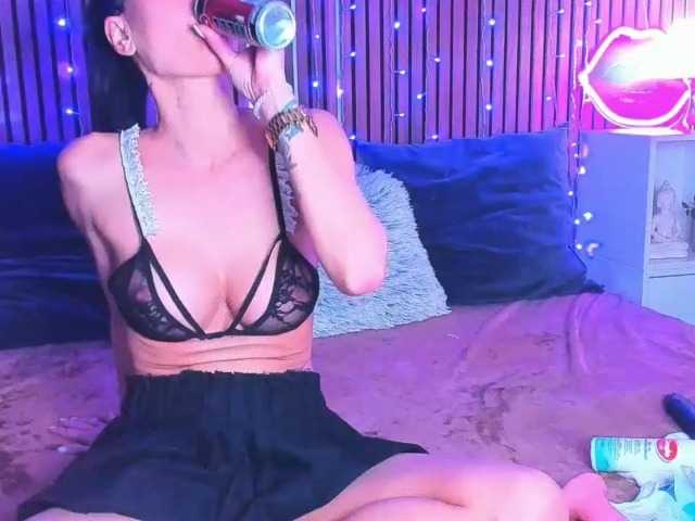 SashaSkyX's BongaCams show and profile