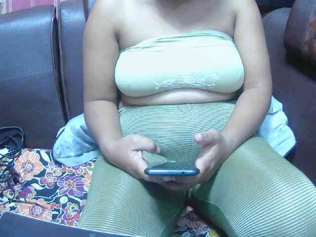 BellaLove webcam