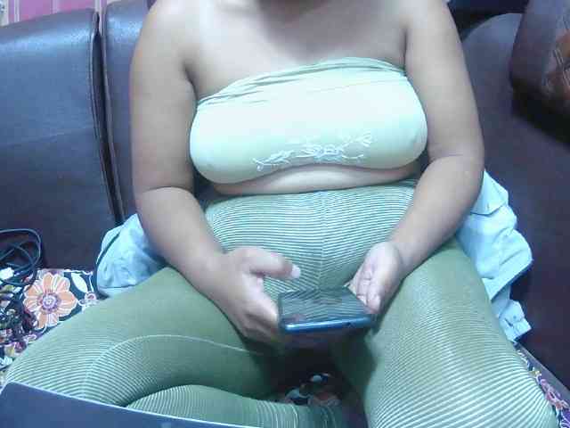 BellaLove webcam