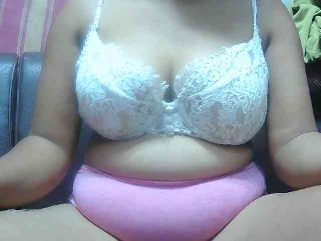BellaLove webcam