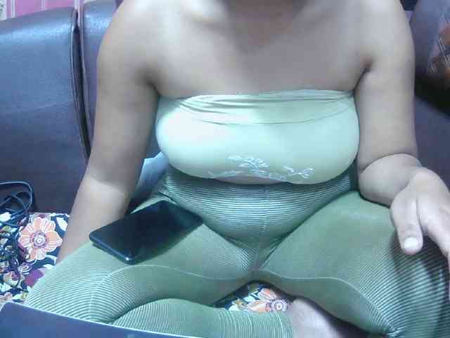 BellaLove webcam
