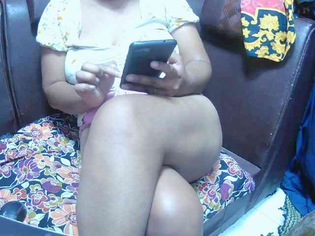 BellaLove webcam