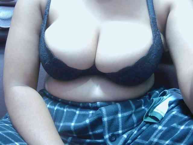 BellaLove webcam