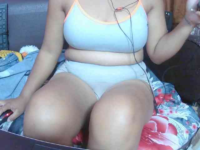 BellaLove webcam