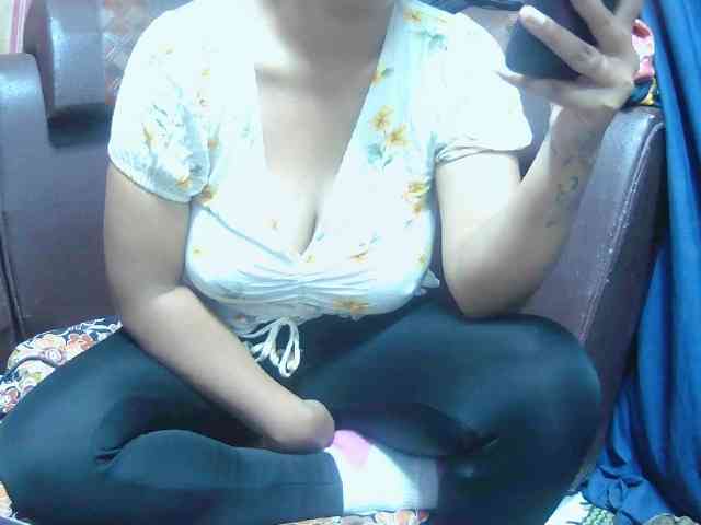 BellaLove webcam