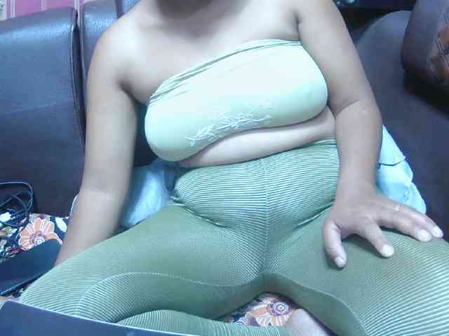 BellaLove webcam