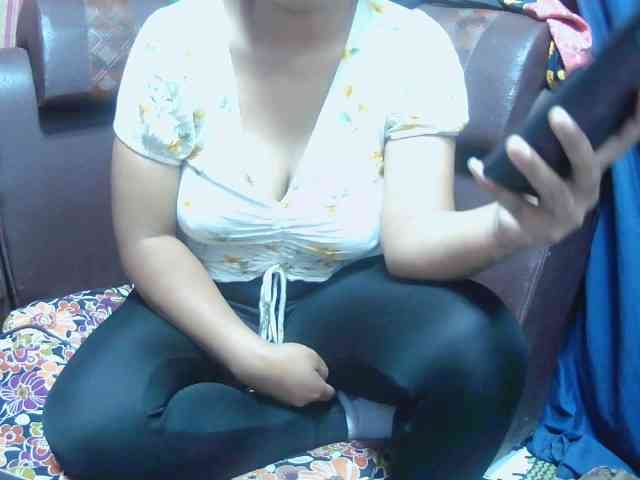 BellaLove webcam