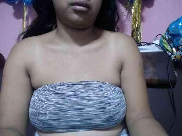 BellaLove webcam