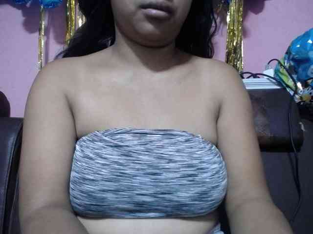 BellaLove webcam