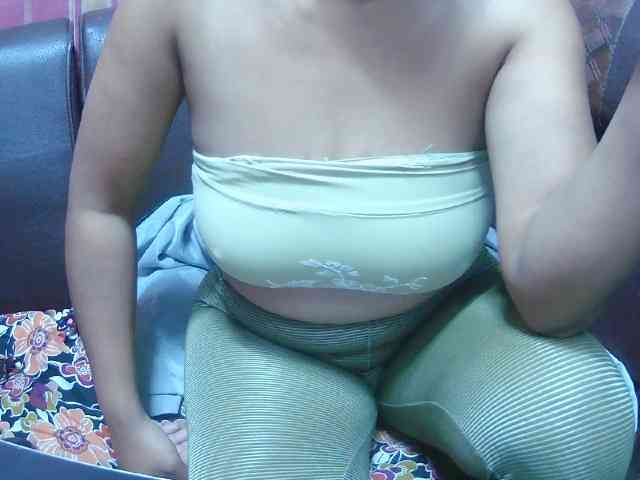 BellaLove webcam