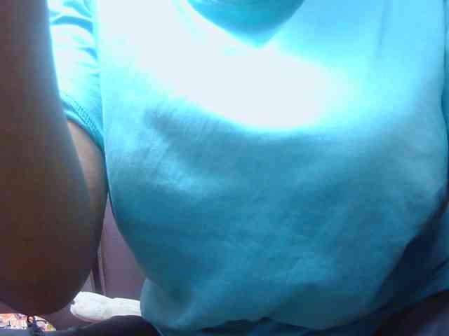 BellaLove webcam