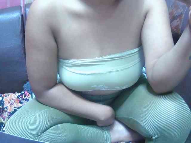 BellaLove webcam