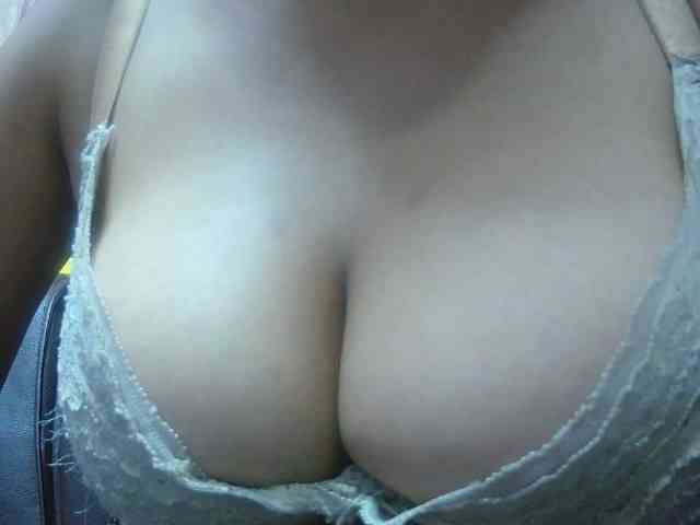 BellaLove webcam