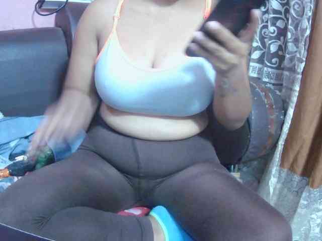 BellaLove webcam