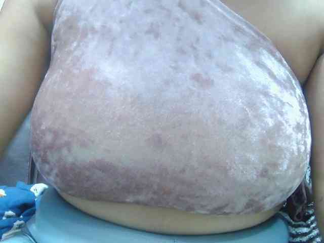 BellaLove webcam