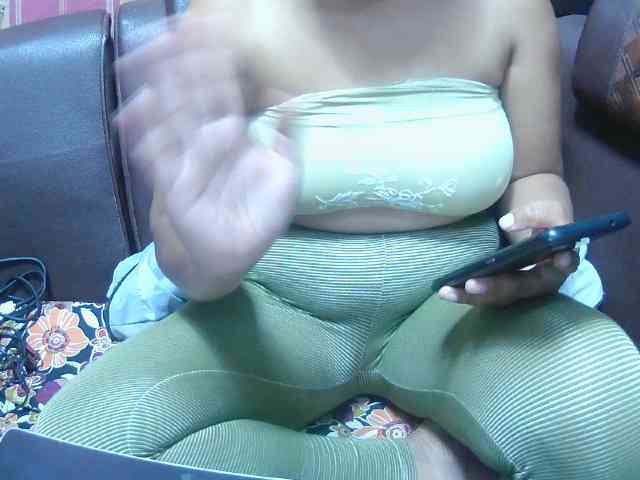 BellaLove webcam