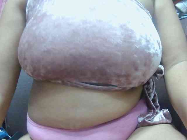 BellaLove webcam