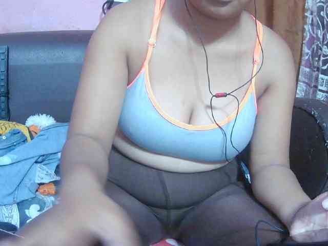 BellaLove webcam