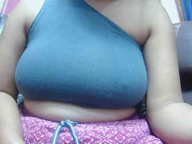 BellaLove webcam