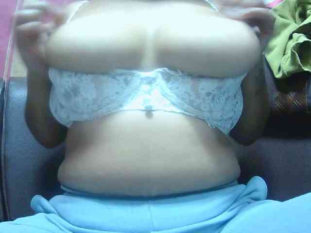 BellaLove webcam