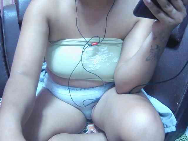 BellaLove webcam