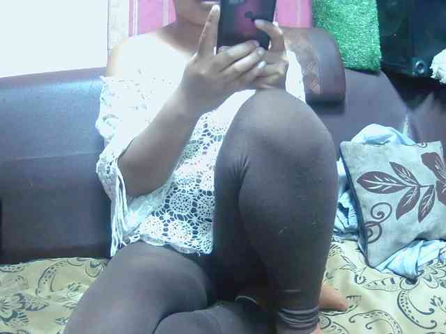 BellaLove webcam