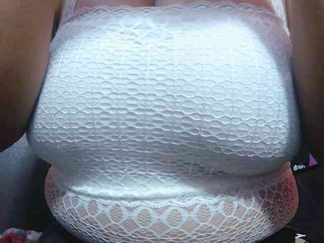 BellaLove webcam