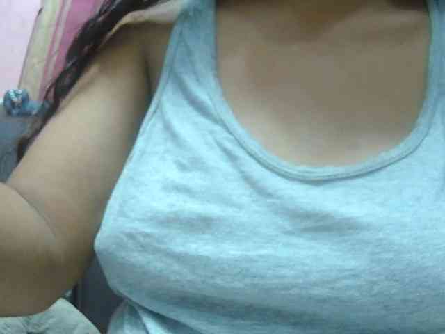 BellaLove webcam