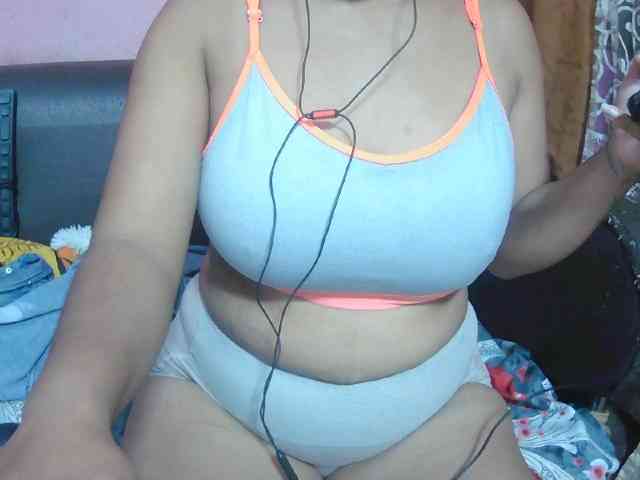 BellaLove webcam