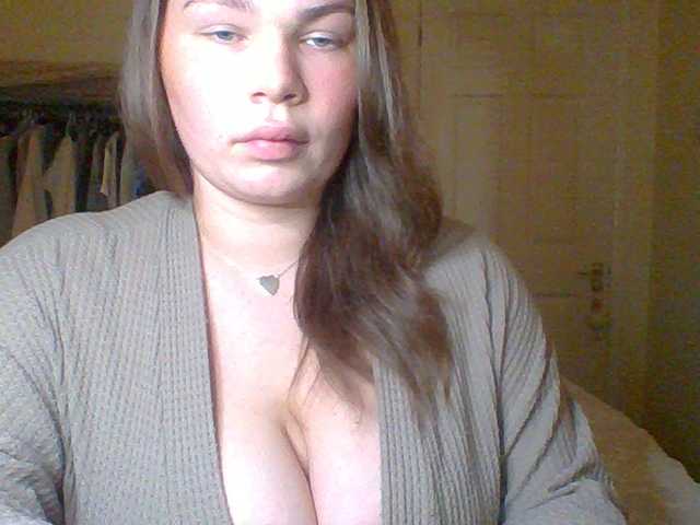 PrincessGem's BongaCams show and profile