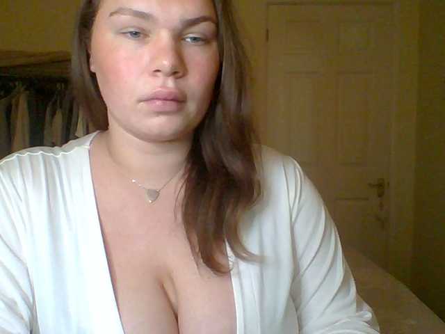 PrincessGem's BongaCams show and profile