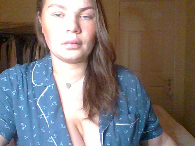 PrincessGem's BongaCams show and profile