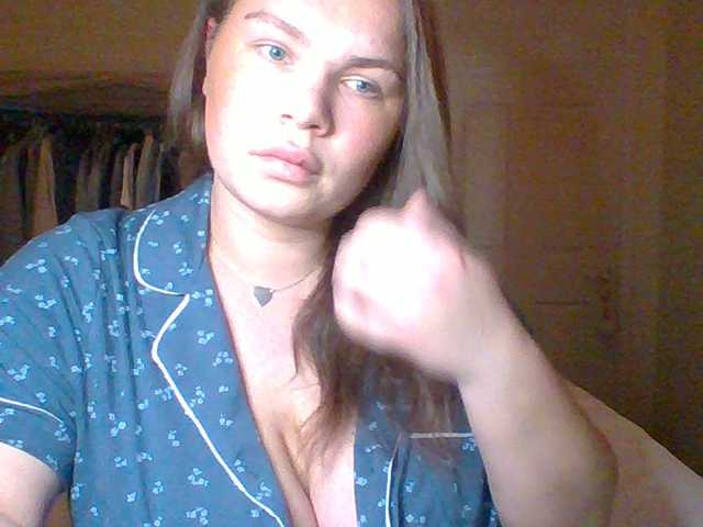 PrincessGem's BongaCams show and profile