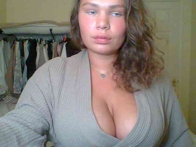online cam PrincessGem