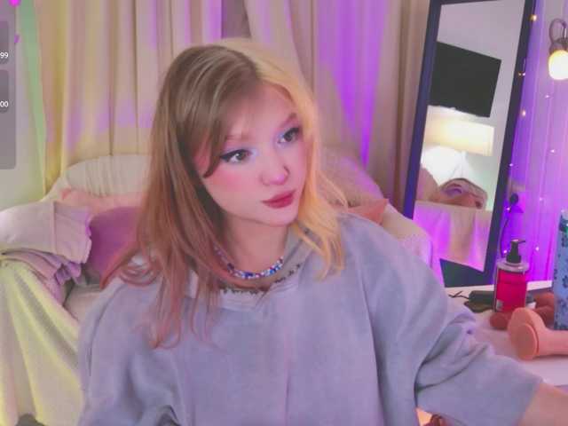 CrazyWine's BongaCams show and profile