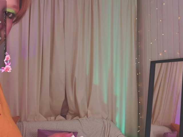 CrazyWine's BongaCams show and profile