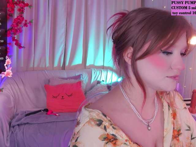 CrazyWine's BongaCams show and profile