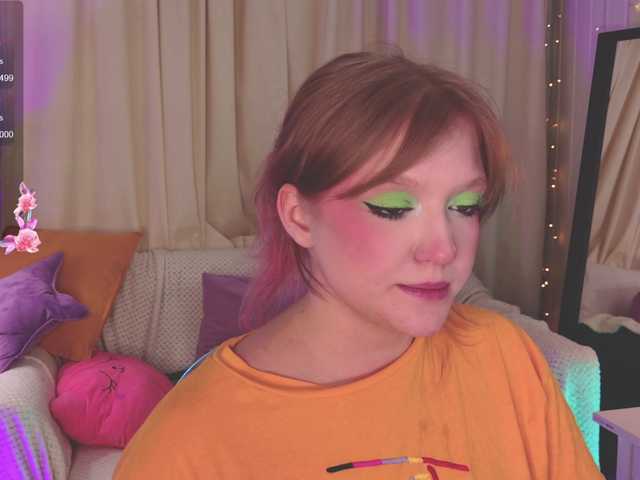 CrazyWine's BongaCams show and profile