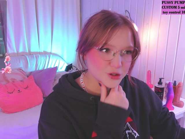 CrazyWine's BongaCams show and profile