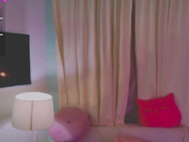 CrazyWine's BongaCams show and profile