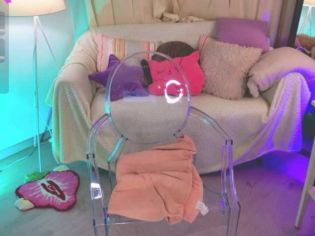 CrazyWine's BongaCams show and profile