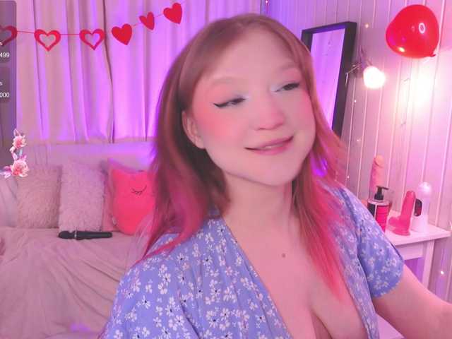 CrazyWine from BongaCams is Freechat