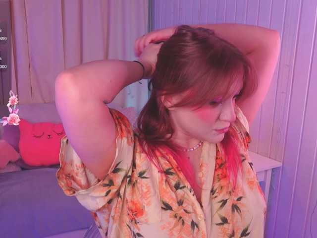 CrazyWine's BongaCams show and profile