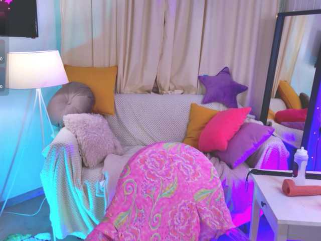 CrazyWine's BongaCams show and profile