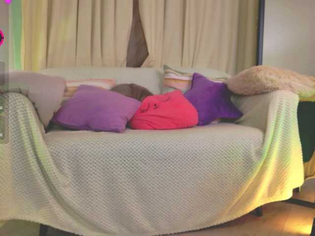 CrazyWine's BongaCams show and profile