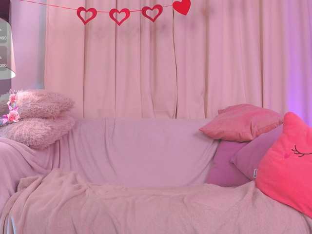 CrazyWine's BongaCams show and profile