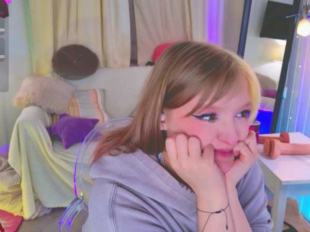 CrazyWine's BongaCams show and profile