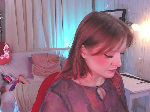 CrazyWine's BongaCams show and profile