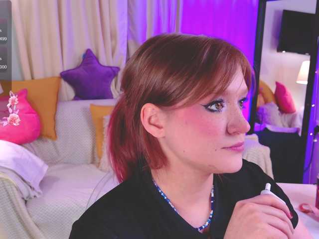 CrazyWine's BongaCams show and profile